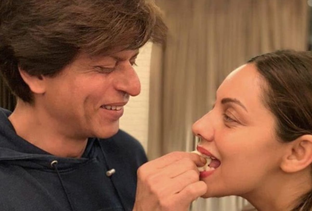 Here is how celebrities and fans are wishing Shah Rukh Khan on his birthday