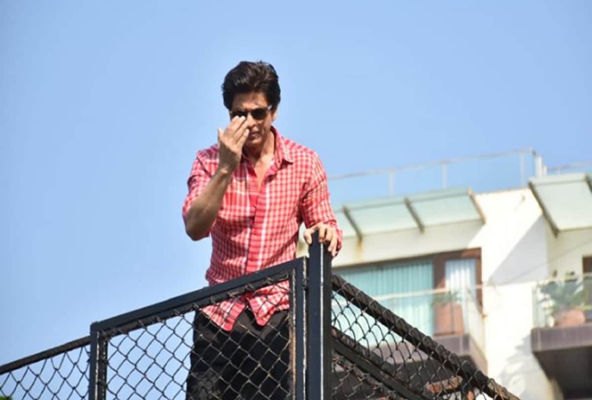 shahrukh khan birthday photos and zero trailer