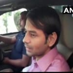 मीडिया से बातचीत करते तेजप्रताप