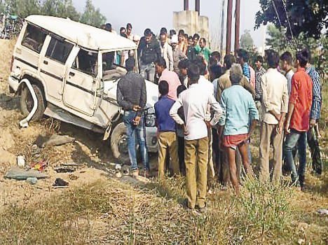 Ten people injured in road accidents