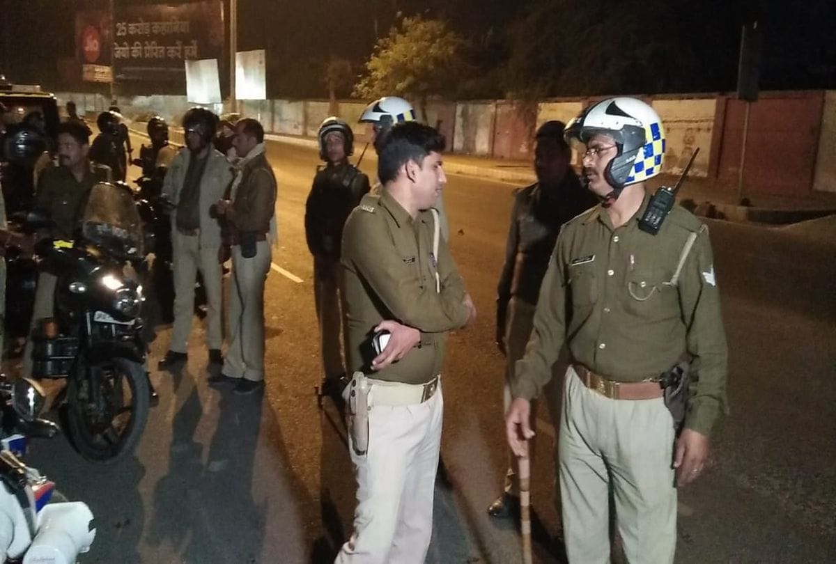 Attack on Congress leader Haji Jamil Uddin Qureshi In agra