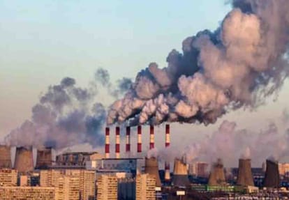 pollution level reached even higher than Red Zone in kanpur