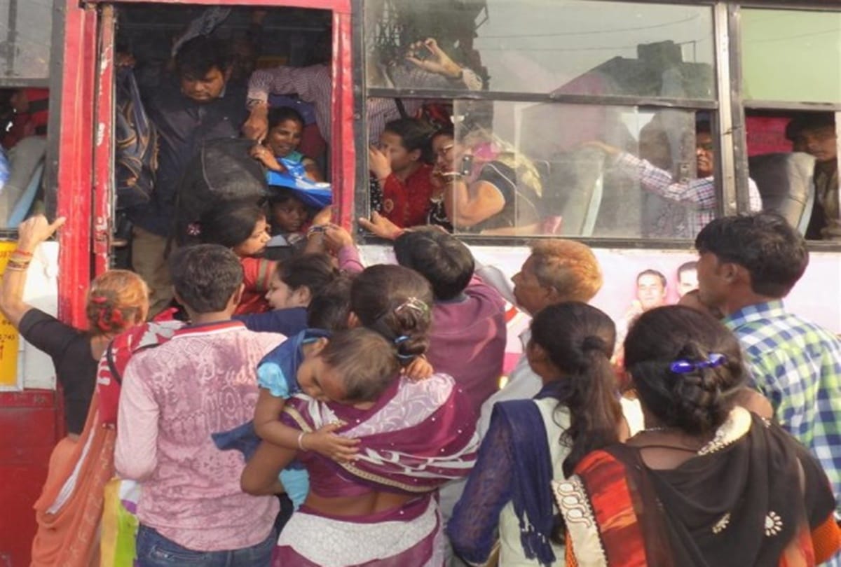 train and bus full during Diwali, passengers facing problem