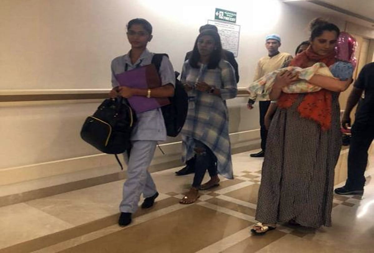 Sania Mirza spotted in hospital with baby boy Izhaan, Photos goes viral