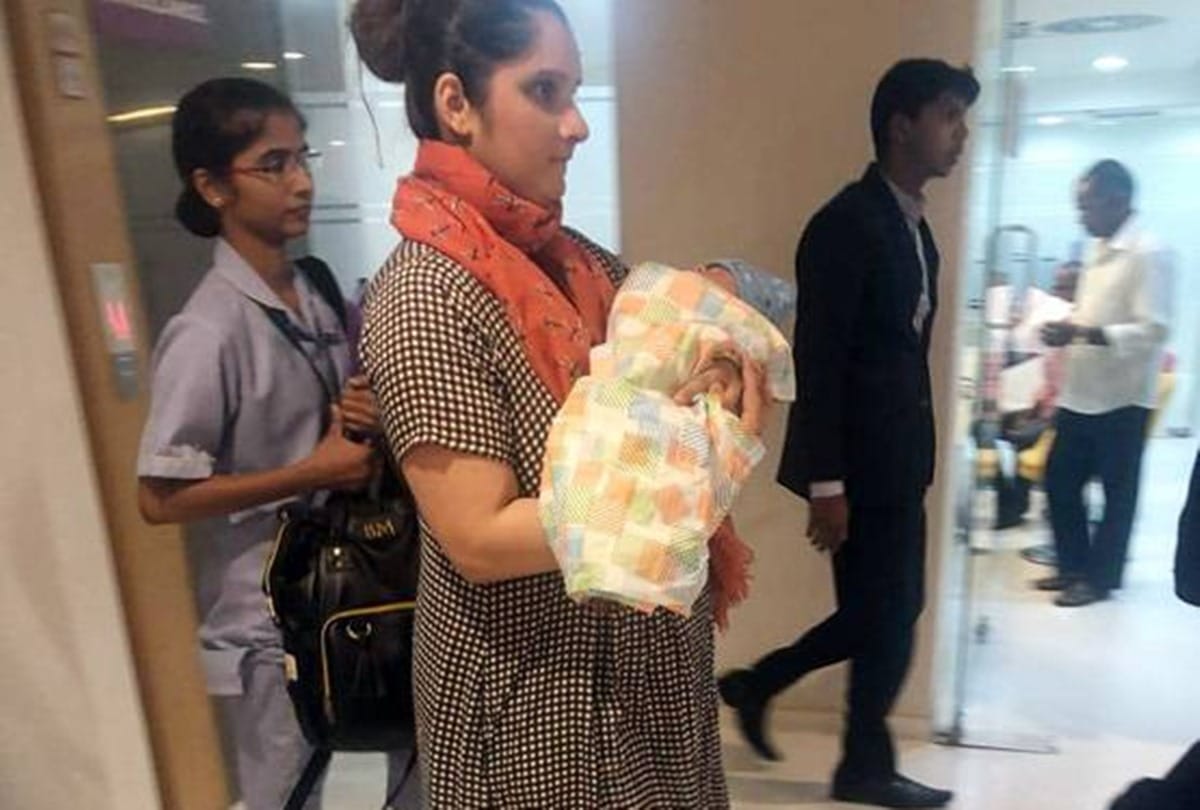 Sania Mirza spotted in hospital with baby boy Izhaan, Photos goes viral