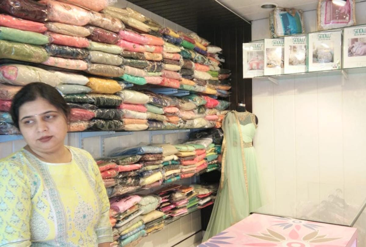 30 percent discount on apparels in Shop Nahan Sirmour Himachal Pradesh