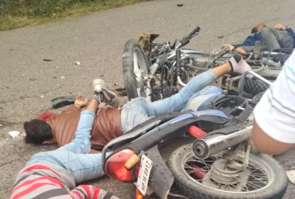 Kangra Himachal Pradesh Three Boys killed as two bikes collide in Kangra
