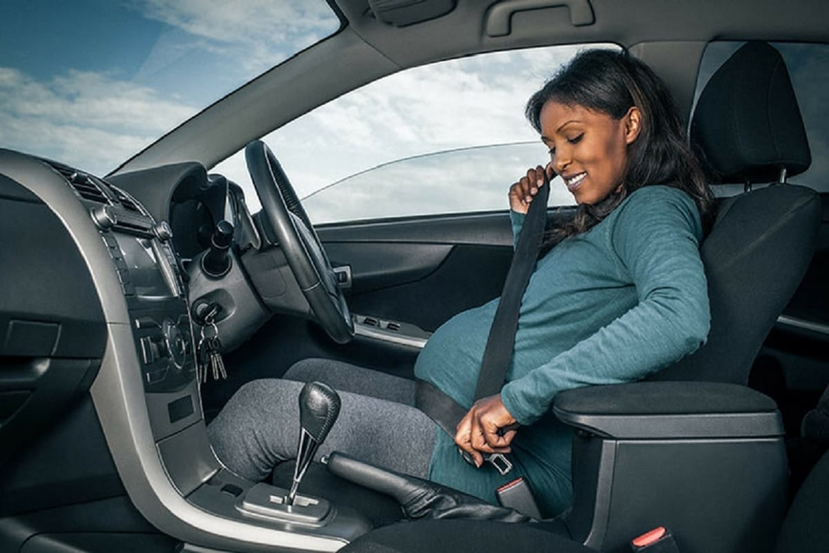 How to avoid major problems while driving in pregnancy