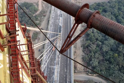 Chief Minister Arvind Kejriwal inaugurates Signature Bridge on Sunday