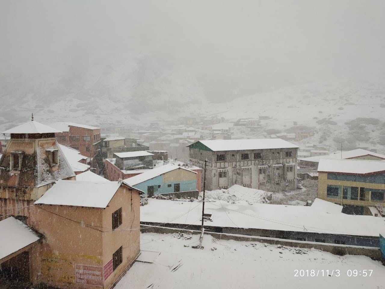 photos of fresh snowfall in chardham uttarakhand