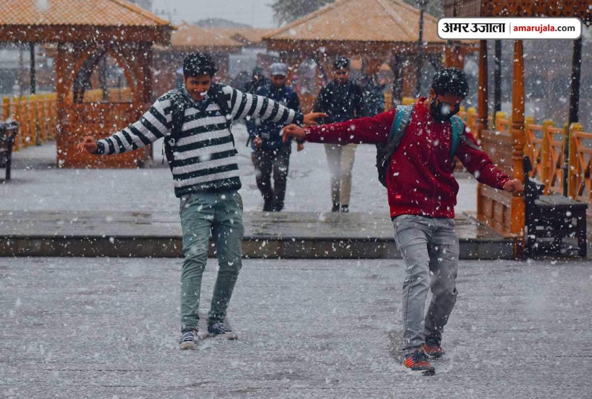 cold and icy waves made people suffer in jammu, temperature falls to four degree