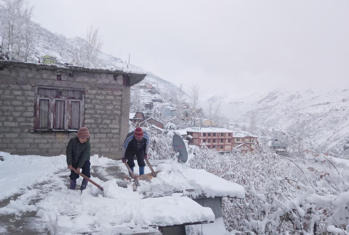 Fresh Snowfall in lahaul Spiti Kinnaur Kullu manali Chamba Sirmour Rain in SHimla Himachal Pradesh