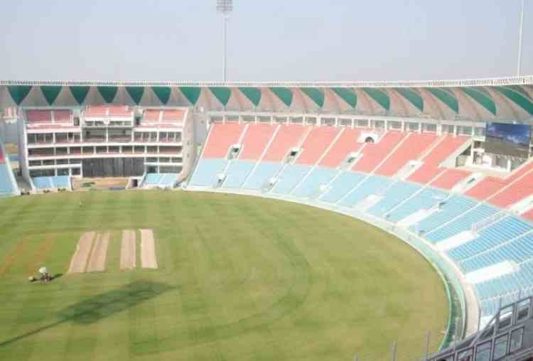 STF arrested four people, who were betting for t- 20 match