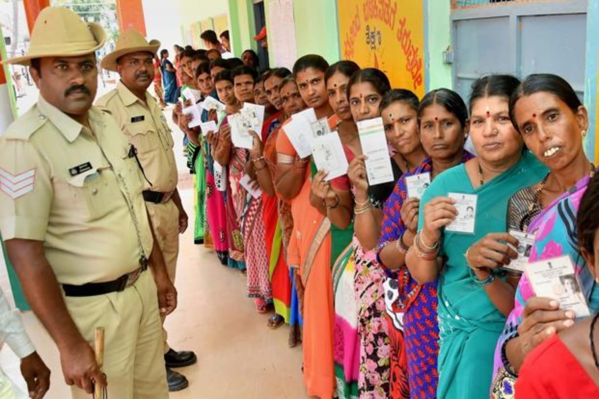national voter day election commission becomes hitech can make voter id by siiting at home