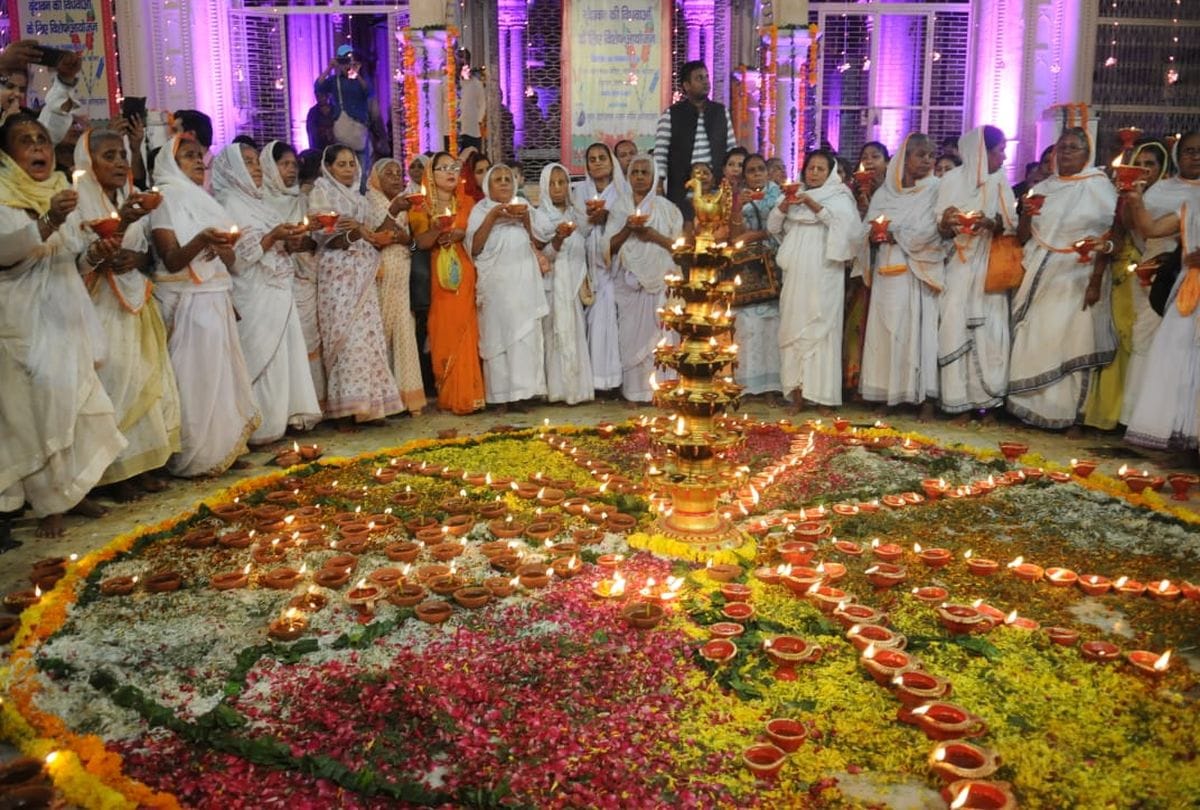 Widows cerebrating deepawali in gopinath temple in varindavan