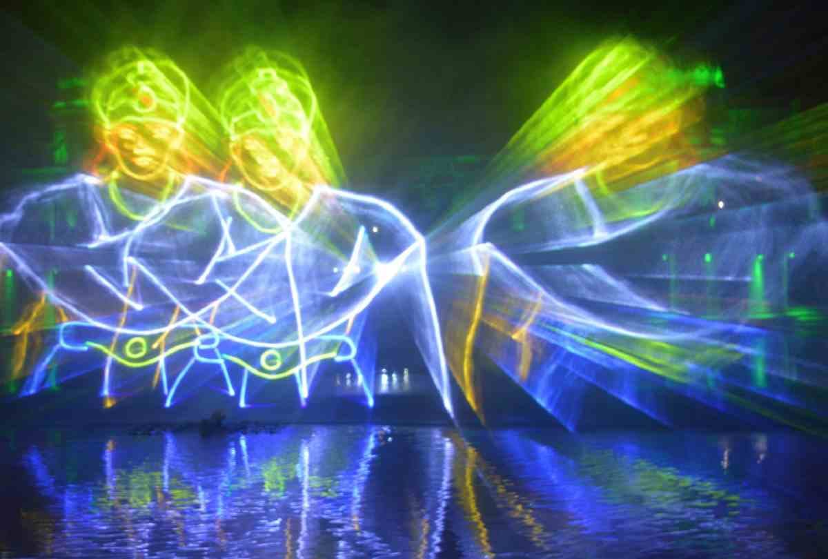 laser light show in ayodhya