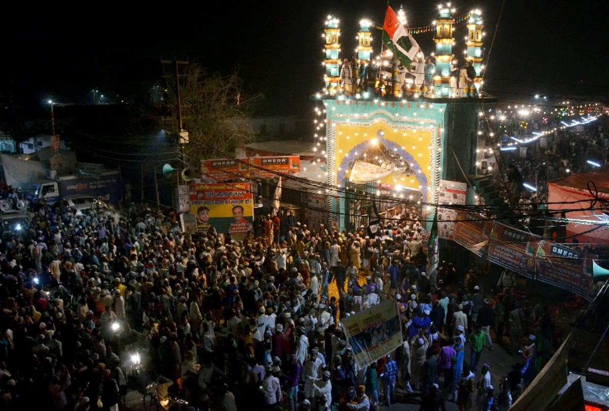 15 साल बाद अटारी बार्डर पार करके आए पाकिस्तानी जायरीन