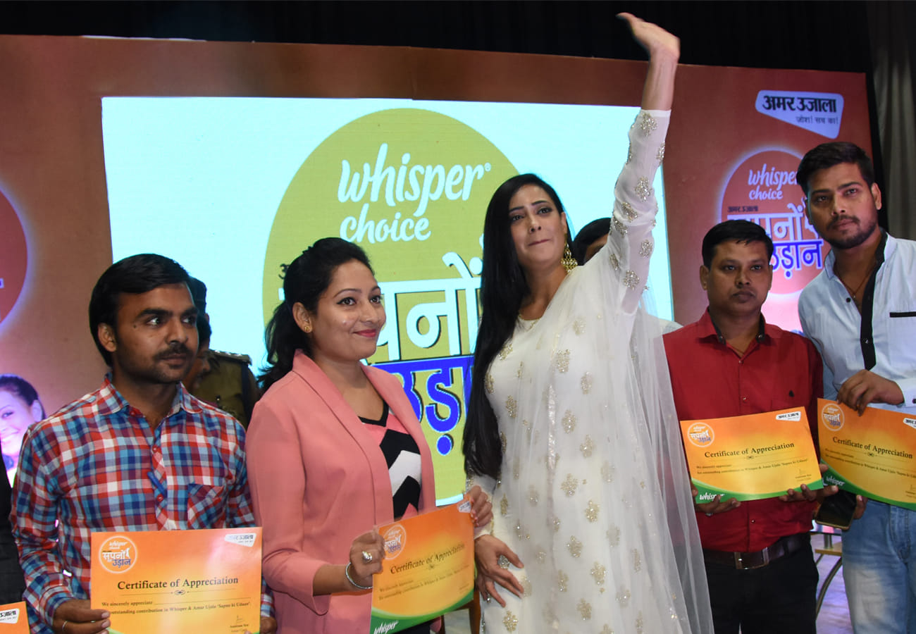 Actress Shweta Tiwari favors MeToo campaign and targets Big Boss