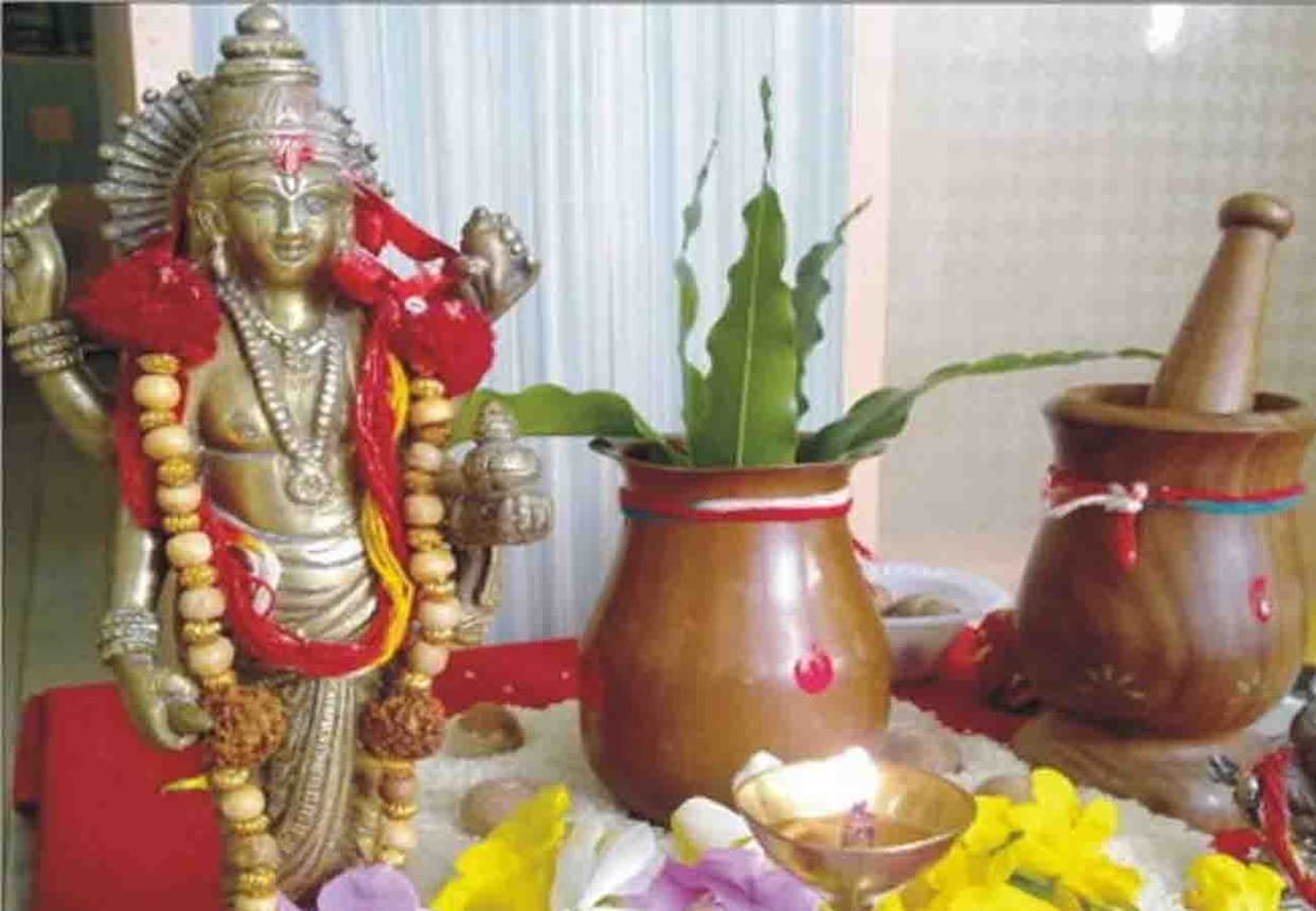 Dhanteras 2018 ke Achuk Upay know pujan vidhi, shubh muhurt and shopping