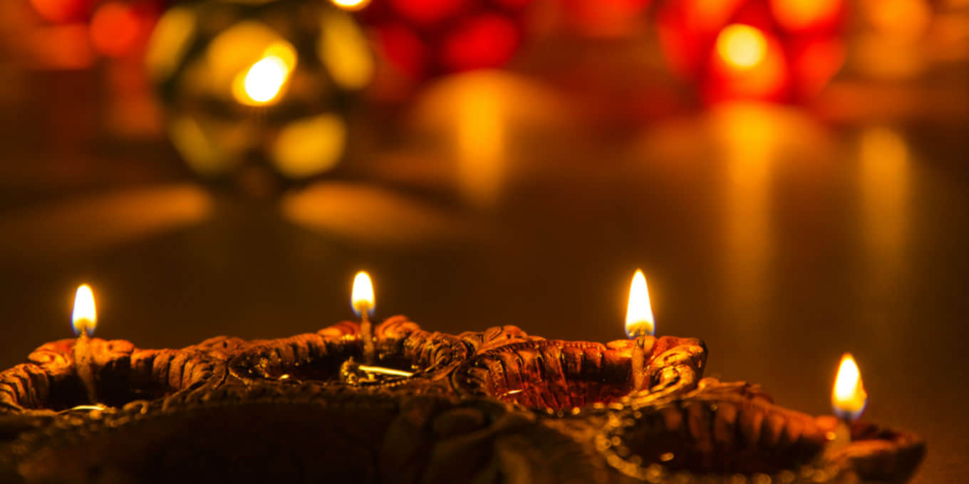 Shubh deepawali  burn deepak on these 11 places in night for maa lakshmi happy