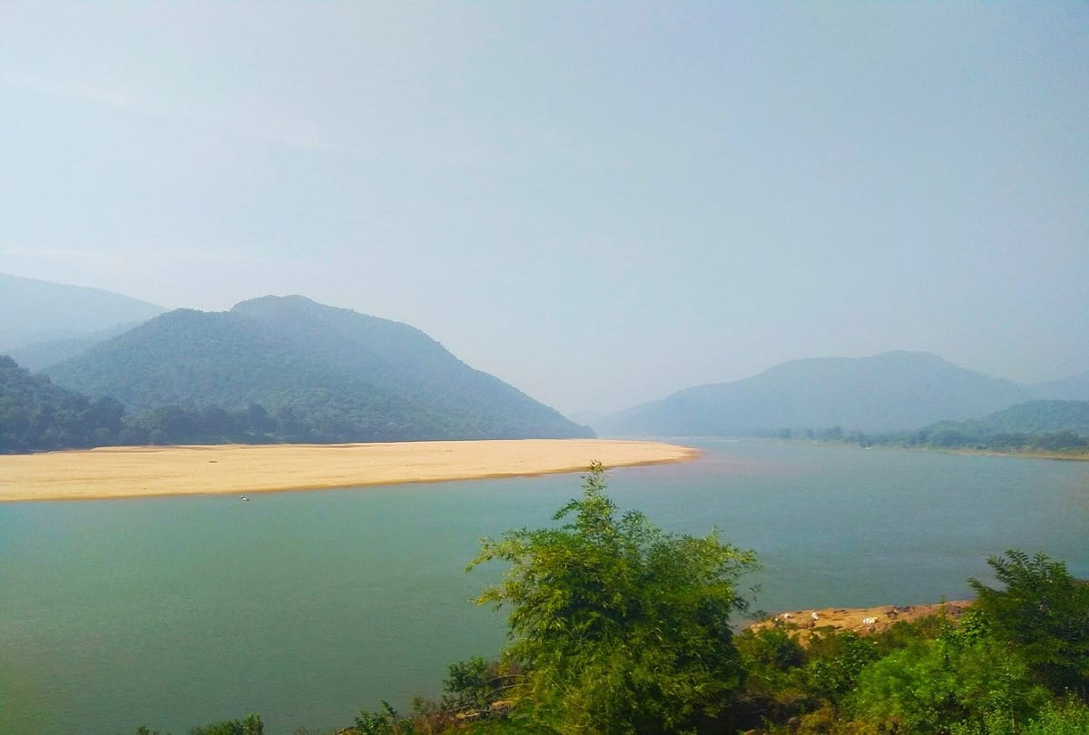 Anand Mahindra Asked on Twitter To Share Quietest Places In India