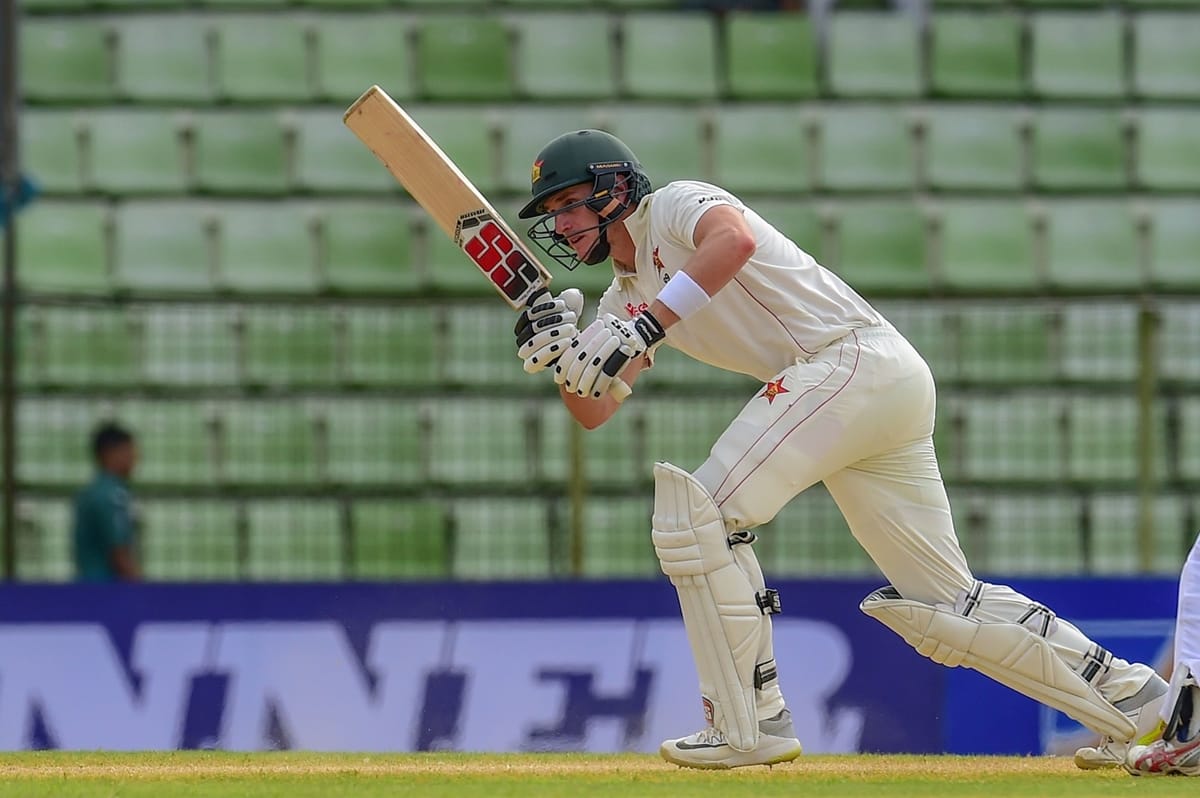 zimbabwe takes big lead against bangladesh on day two