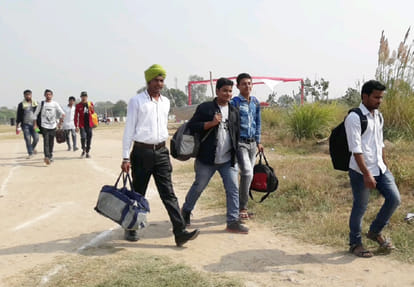 engineering colleges' Two students death in road accident