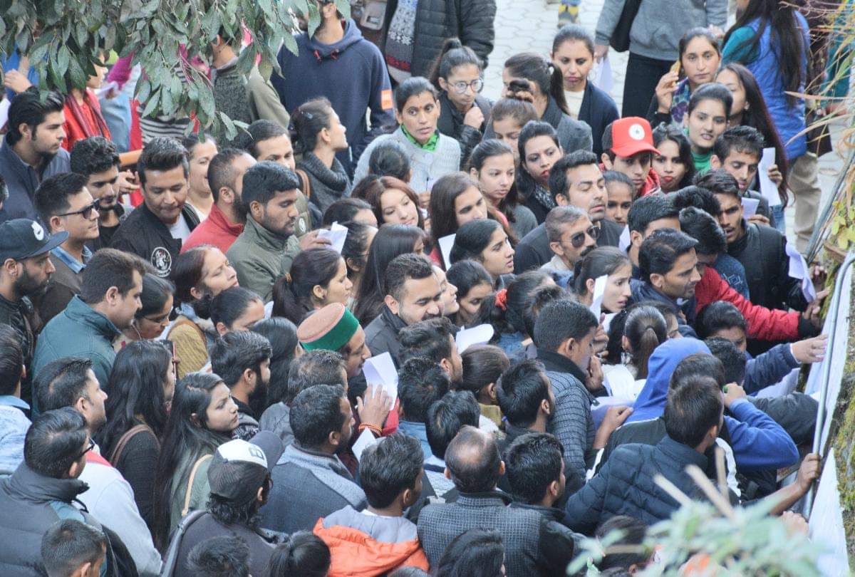 Recruitment of 2500 posts postponed for two month in himachal