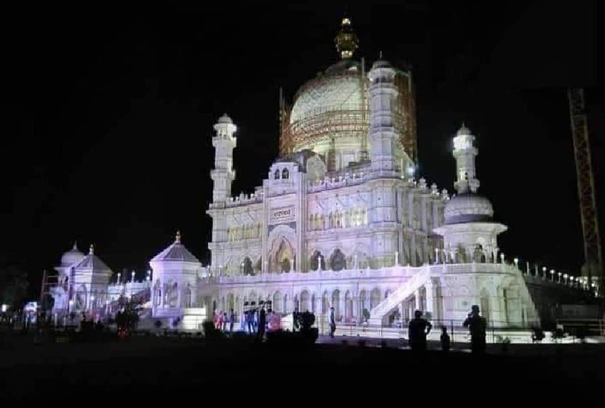 Vasant Mahotsava In Dayalbagh Agra