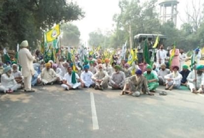 Farmers' organizations protest against punjab government in barnala