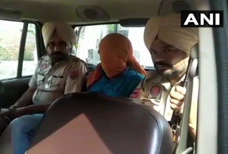 Intelligence Agencies inquired with bsf soldier, who working for pakistan as isi agent