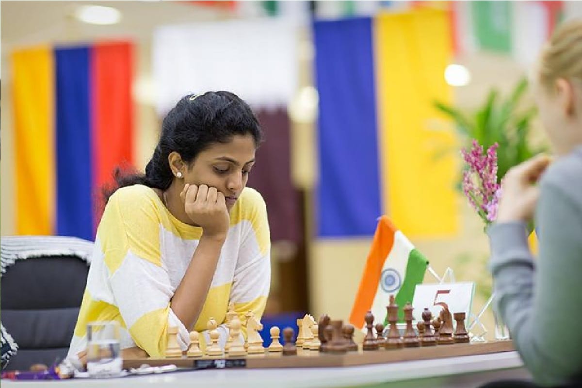 harika qualified for second round in women world chess championship