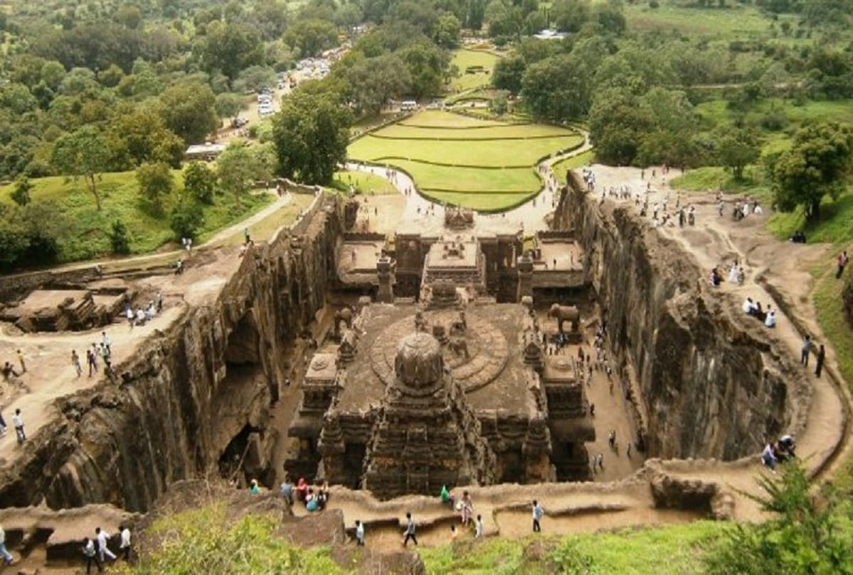 The wonderful temple of architecture is the kailash temple in ellora maharashtra