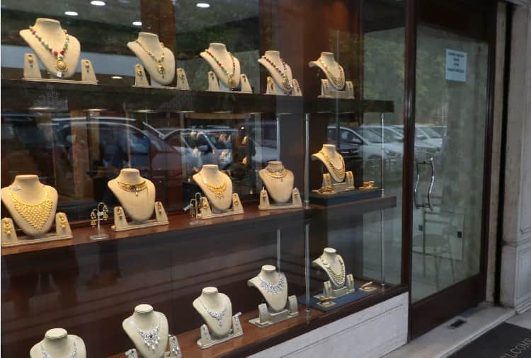 Dhanteras 2018 markets, shopping offers, fest and good time to purchase in Chandigarh