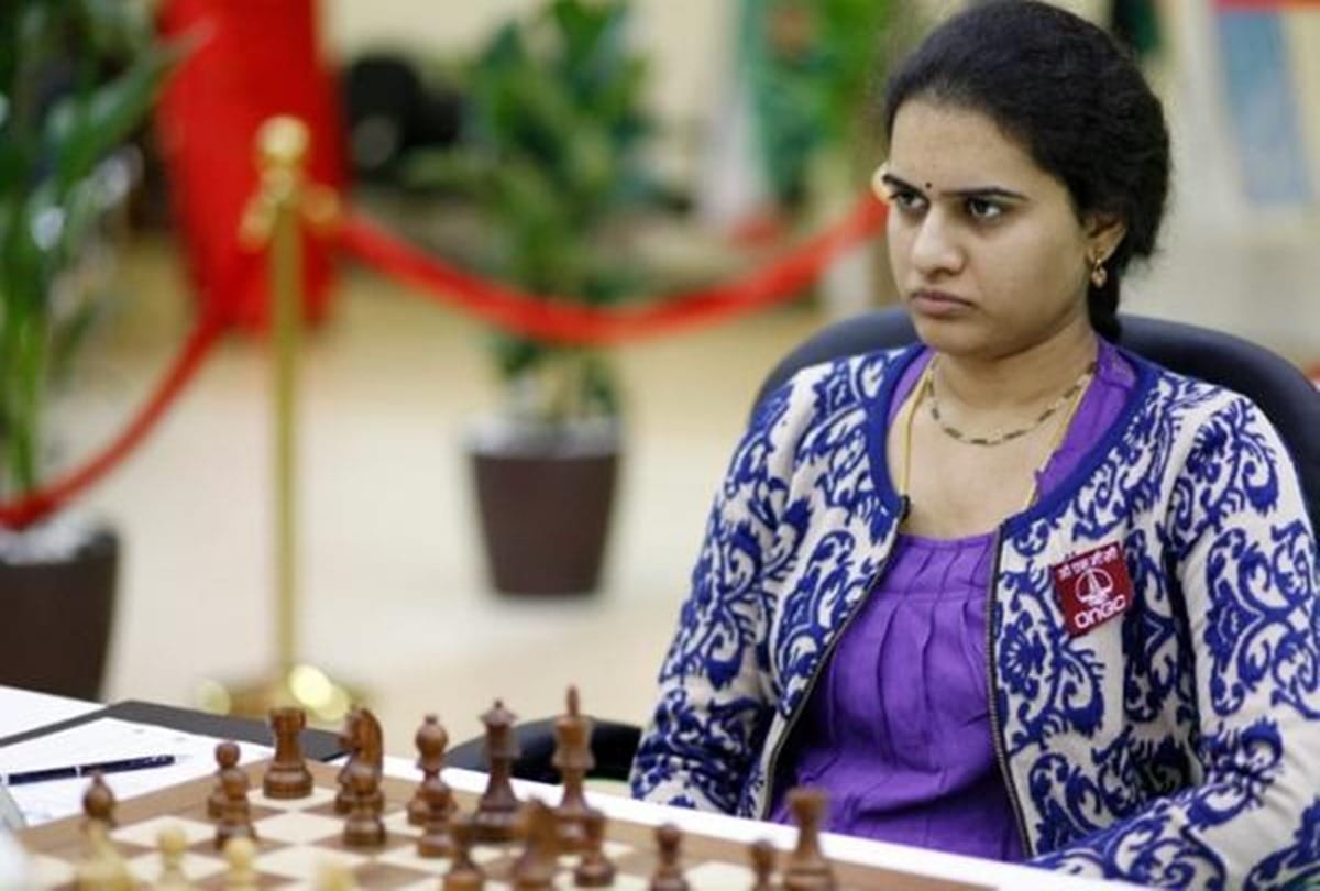 Koneru Humpy and Dronvalli Harika drawn a game in 7th round of Cairns Cup chess