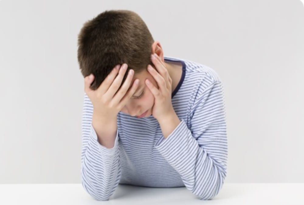 Cabbage Worm Enter in Boy brain Father Do not have Money for treatment