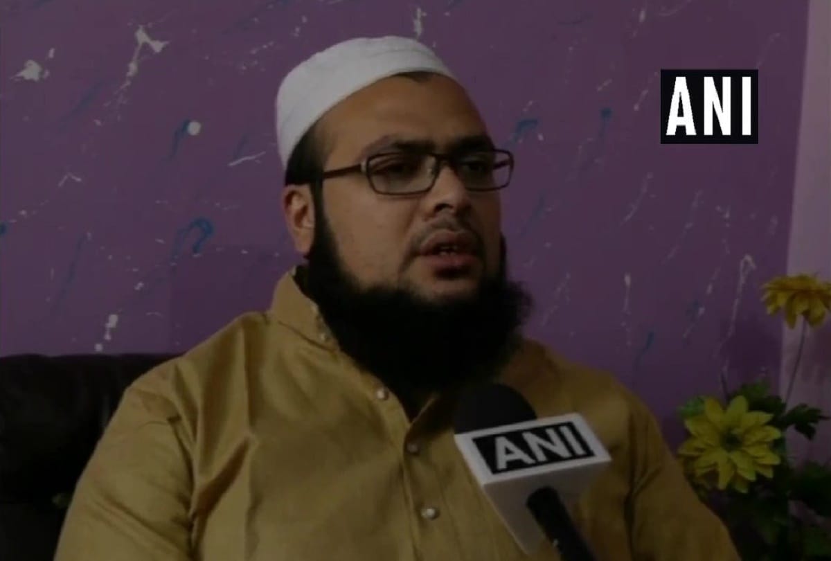 Darul-Uloom Deoband has issued fatwa against Muslim women using nail polish