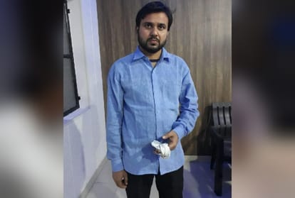 scuffle between two groups after attack on a man in muradnagar up one dead murder case against five