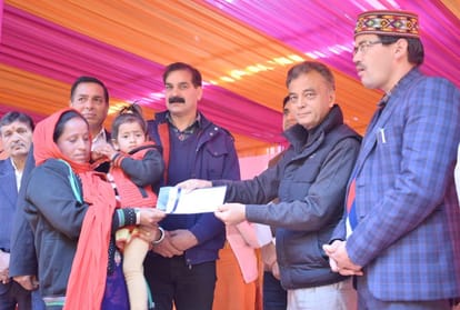 minister ramlal markanda in janmanch in solan
