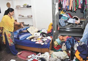 Six lakhs of goods crossed in four hours