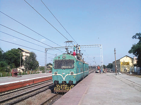 Electric trains to run soon in Chitrakootham Mandal
