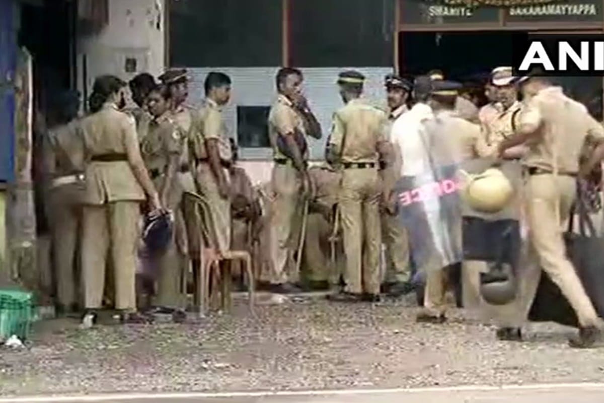 Sabrimala: Protestors blocked the way of two women near hilltop shrine