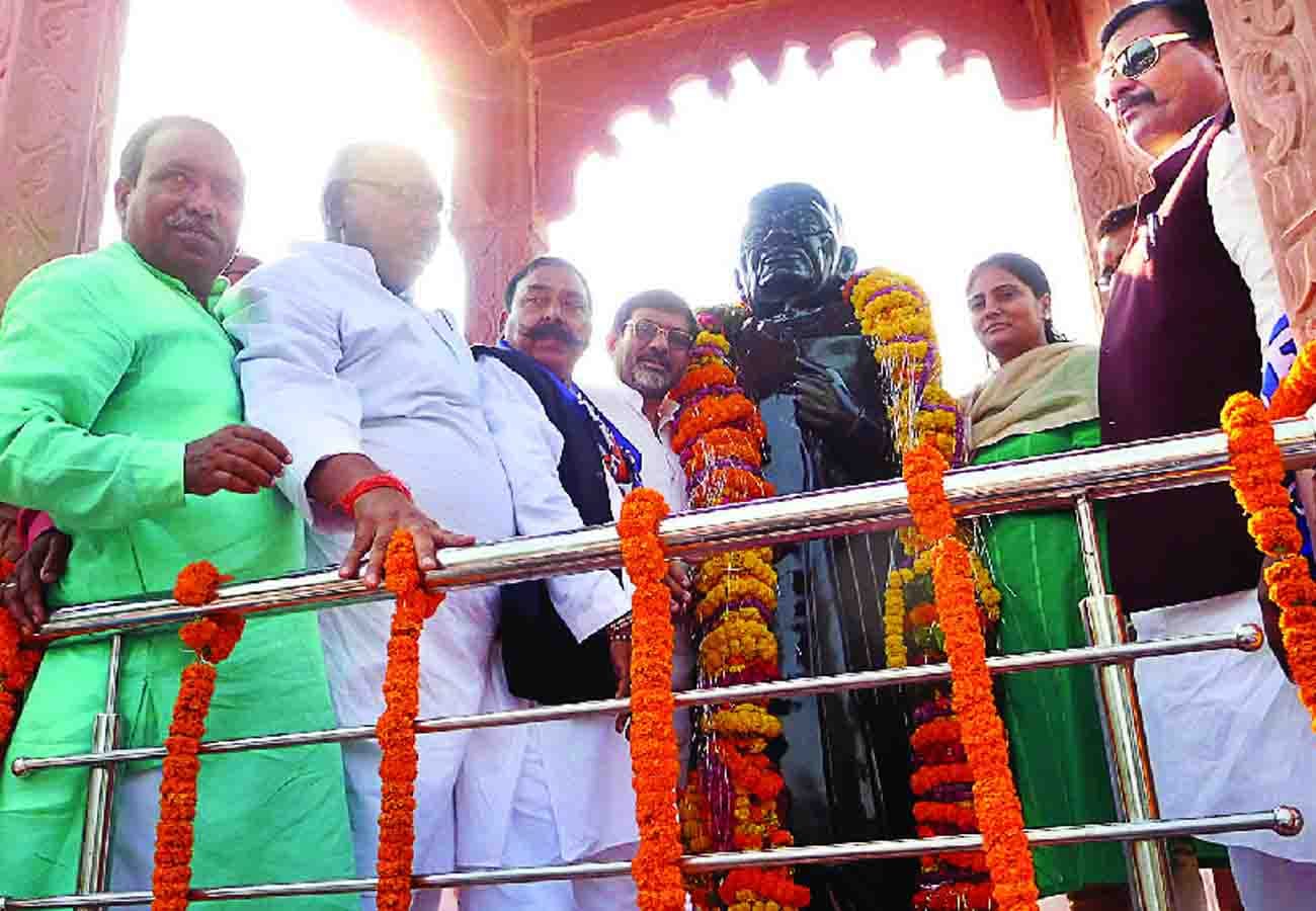 anupriya patel said Ram temple will be decided by court only
