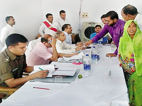 There were 44 complaints from Fariyadis