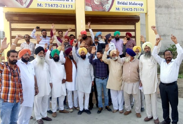 many Aam Aadmi Party leaders has resigned in Punjab