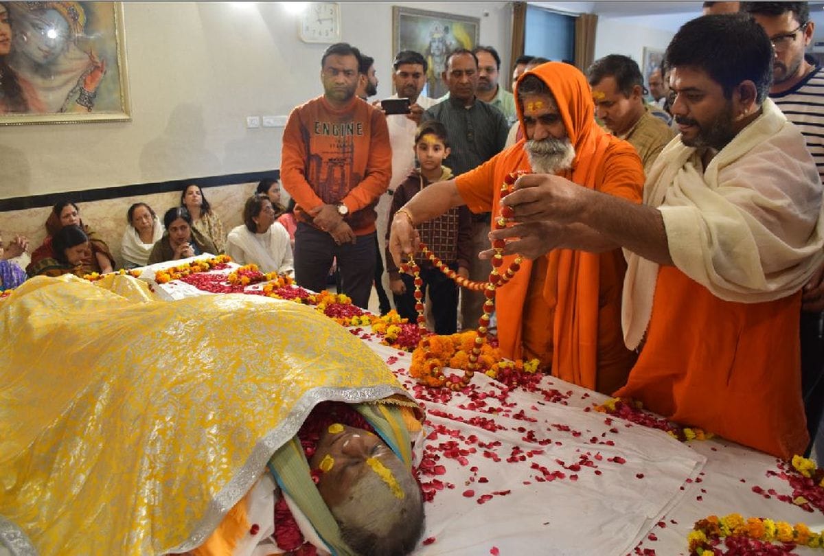 The last glimpse of Bhajan Samrat Vinod Agarwal was seen