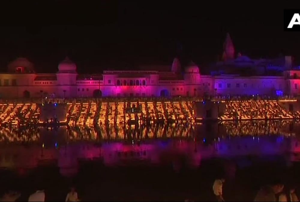 राम मंदिर से निकलेगा सभी समस्याओं का हल - जोशी