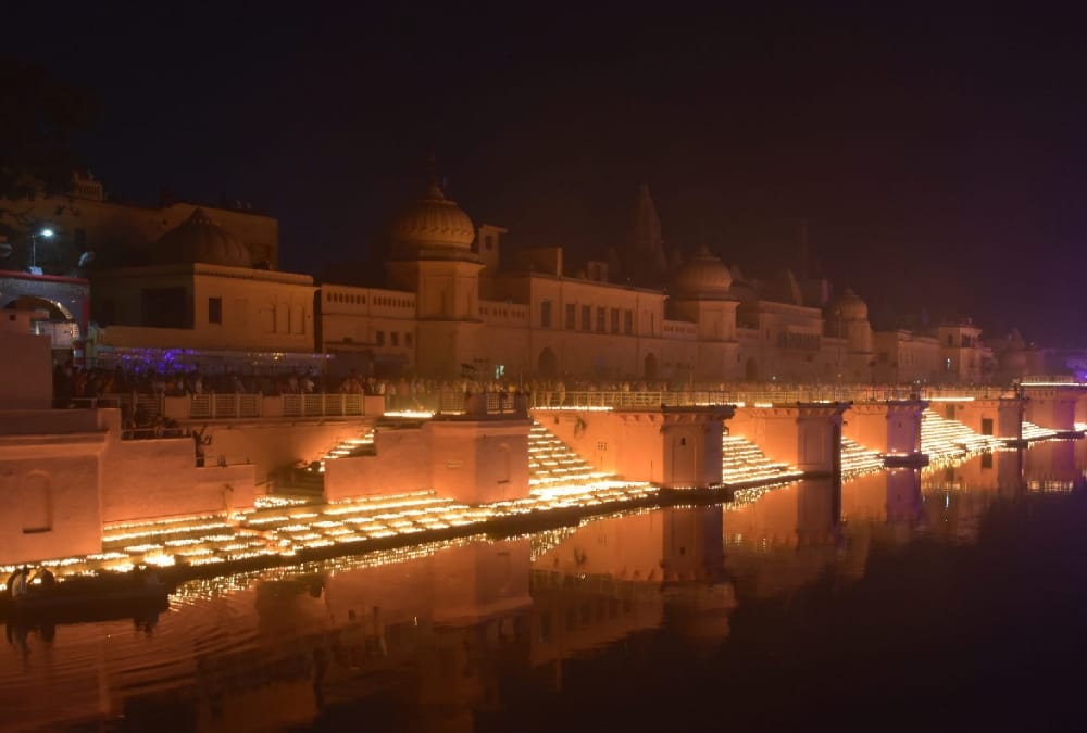 pics of deepotsav in ayodhya.