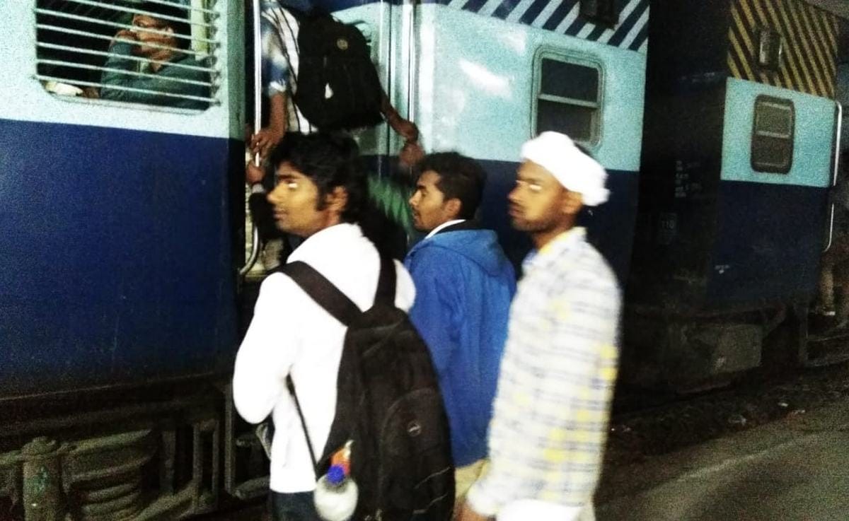 Dispute between two group of youth due to teasing with girl
