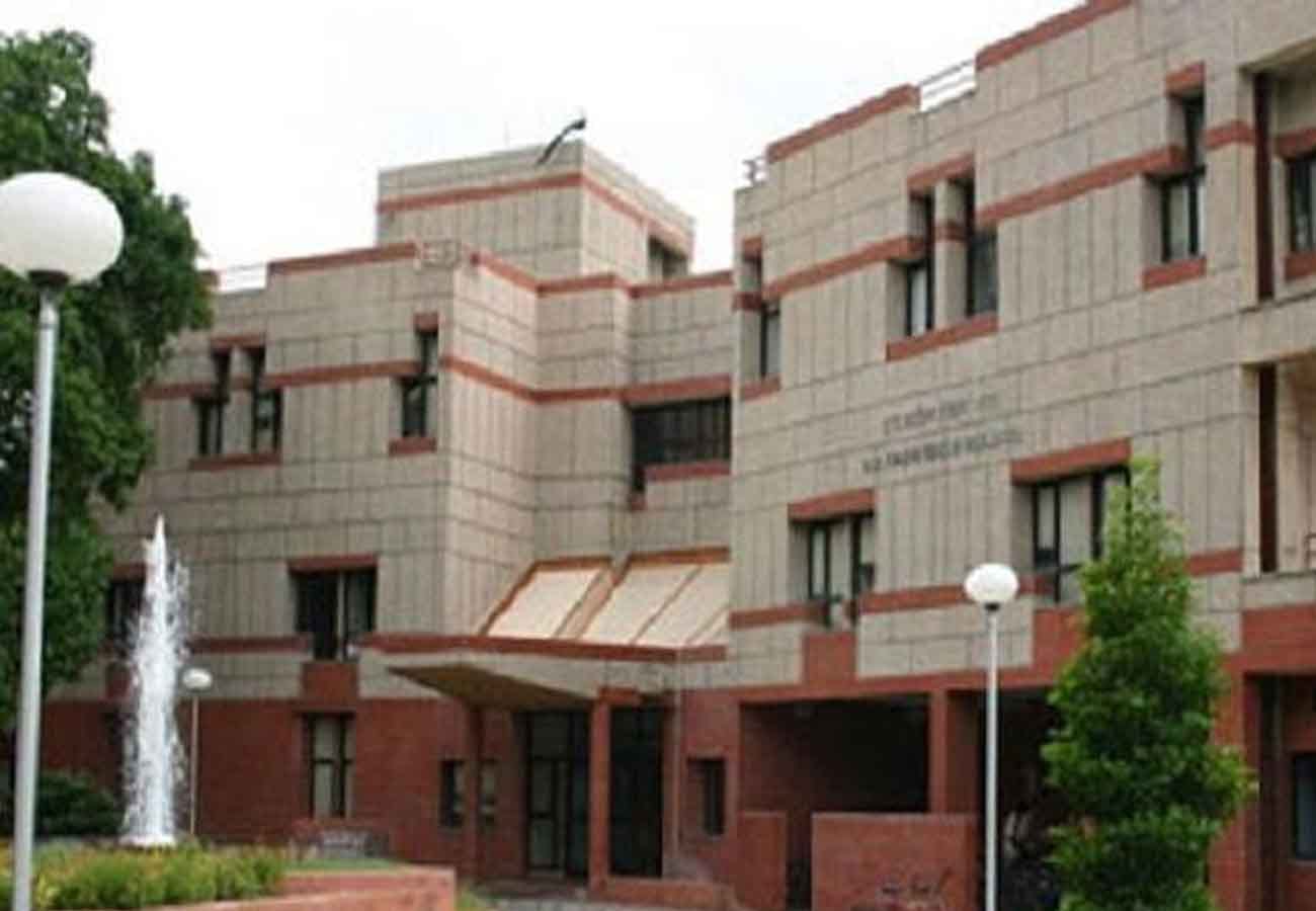 Police and intelligence alert from facebook post of a student of IIT Kanpur